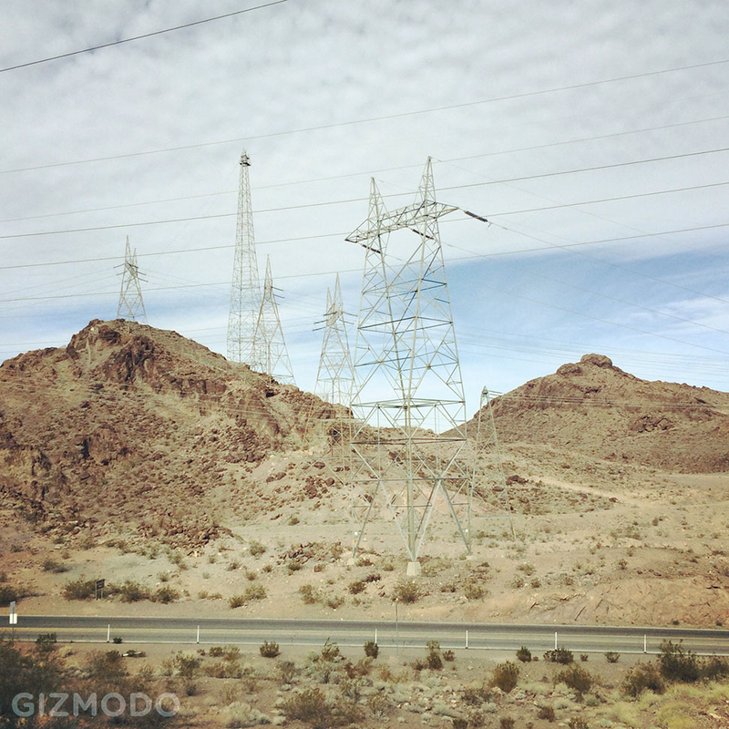Illustration for article titled Hoover Dam Is a Super-Gadget That Keeps the Lights in Vegas Burning